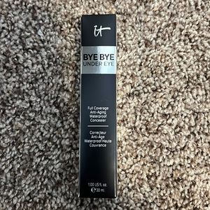 It Bye Bye Under Eye Concealer